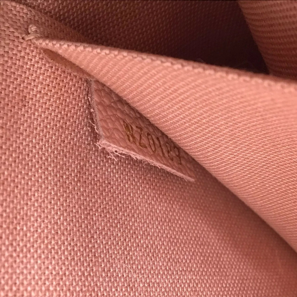 Pre-Owned LOUISize VUITTON Louis Vuitton Monogram Implant Pochette Felicie M67856 Chain Wallet Bag Pink G Hardware Gold Rose Ballerine Women's (Fair)