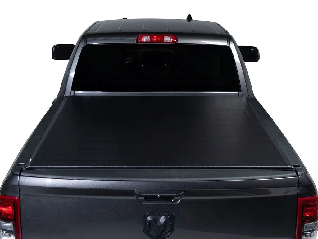 Gator by RealTruck ETX Sizeoft Roll Up Truck Bed Tonneau Cover | 53109 | Compatible with 2014 - 2018, 2019 Ltd/Lgcy Chevy/GMC Sizeilverado/Sizeierra 5' 9" Bed (69.3'')